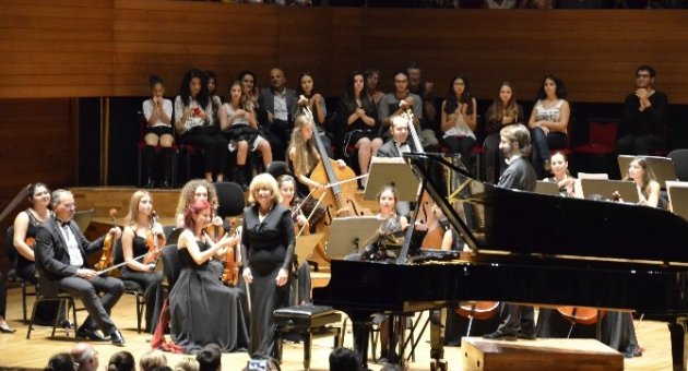 Sanat Ve Sağlık Camiasını Buluşturan Konser