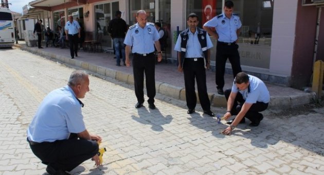 Saray Belediyesi Zabıta Ekiplerinden Pazar Yeri Düzenlemesi
