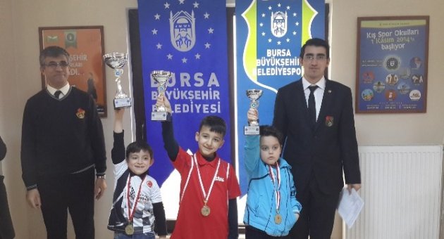 Satrancın Şampiyonu Karataş