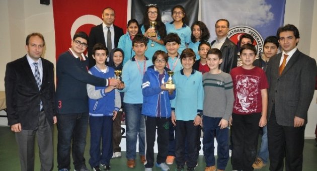 Satrançta İzmir’i Yamanlar Temsil Edecek