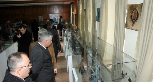 Savaş Gemileri Maketleri Göz Kamaştırdı