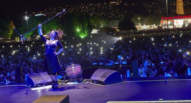 Şebnem Ferah İzmir’de Sevenleriyle Buluştu