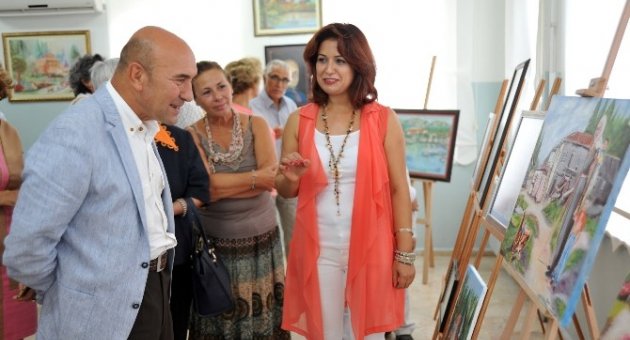 Seferihisar’da Kursiyerlerin Resim Sergisi İlgi Gördü