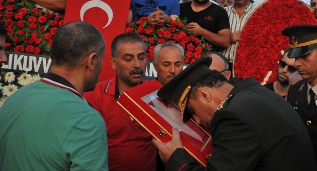 Şehit Babası Paşayı Ağlattı