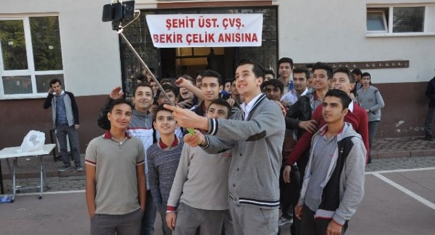 Şehit Eşinin Yazdıklarından Duygulanan İnegöllü Bakkalardan Anlamlı Aşure