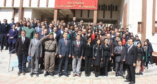 Şehit Savcı İçin Aliağa’da Saygı Duruşu