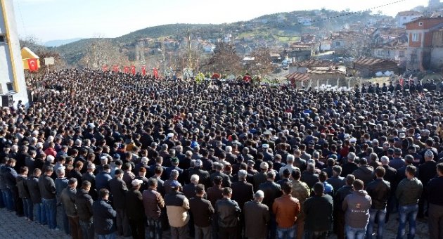 Şehit Uzman Çavuş Gözyaşlarıyla Toprağa Verildi