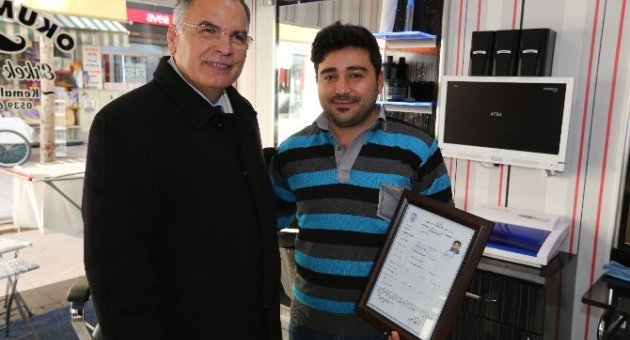 Selçuk’ta Esnafın Ruhsat Şaşkınlığı