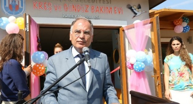 Selçuk’ta ’her Mahalleye Bir Kreş’ Sözü İsabey’den Başladı