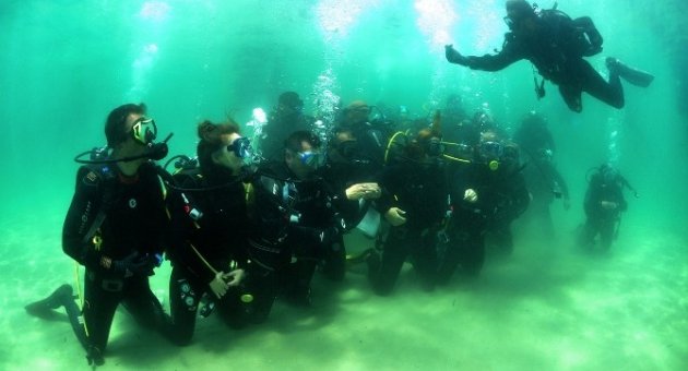 Selfie Çılgınlığı Su Altında Da Başladı