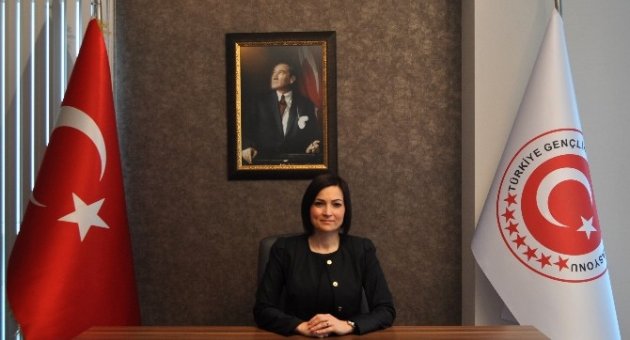 Senem Kılıç, Özgecan’ın Ailesine Baş Sağlığı Diledi