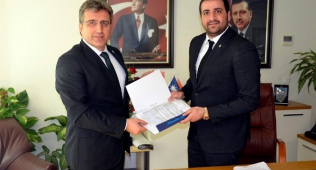 Şenocak Ak Parti’den Resmen Aday