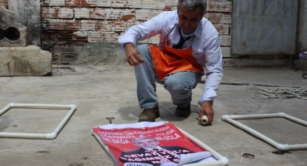 Ses Bombalı Ve Sloganlı Afiş