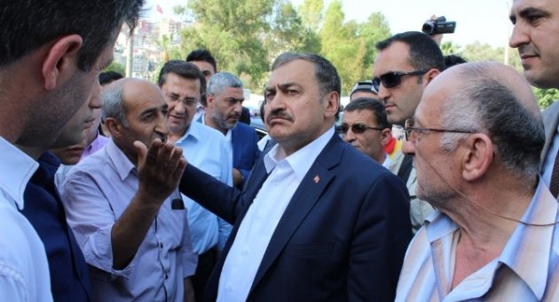 Sevgi Yolu’nda Bakan Eroğlu’na Sevgi Seli
