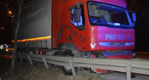 Seyir Halindeyken Kalp Krizi Geçiren Sürücü Hayatını Kaybetti