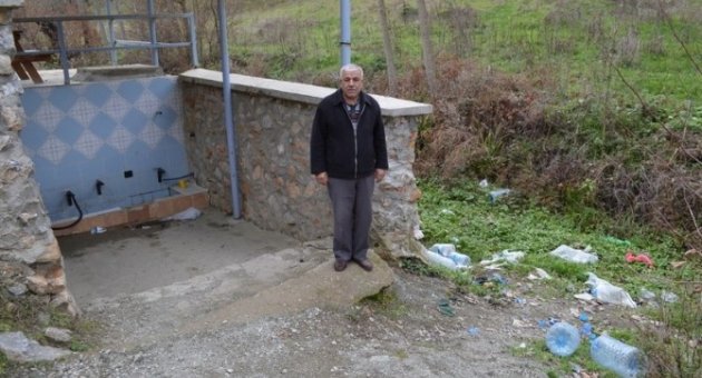 Şifalı Çeşme Çöplüğe Döndü