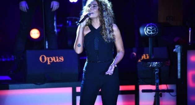 Sıla İzmir’de Hayranları İle Buluştu
