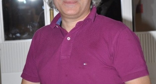 Sinan Özen Sahnede Fenalık Geçirdi