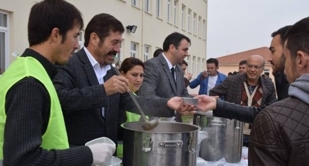 Sındırgı Myo’da Aşure Dağıtıldı
