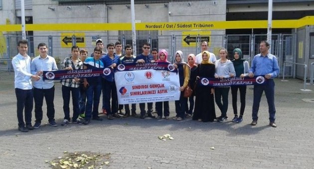 Sındırgılı Gençler Sınırları Aştı