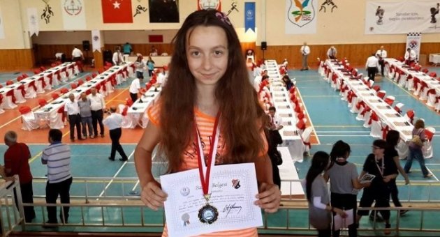 Sinem’in Büyük Başarısı