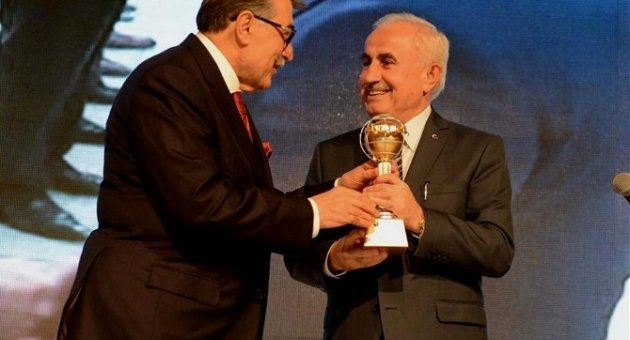 Siyaset Dergisi’nden Edirne’ye İki Ödül Birden Geldi