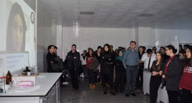 Sosyal Bilimler Lisesi Öğrencileri Nkü Morfoloji Binasını Gezdi