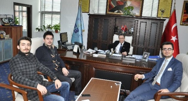 Sosyal Medya Ünlülerinden Başkan Saka’ya Ziyaret