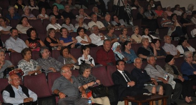 Şükrü Tünar Kültür Merkezi’nde Türk Sanat Müziği Gecesi Düzenlendi