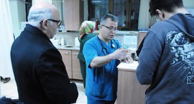 Süleymanpaşa Belediye Başkanı Ekrem Eşkinat, İlçede Yaşanan İshal Ve Kusma Vakaları İçin Harekete Geçti