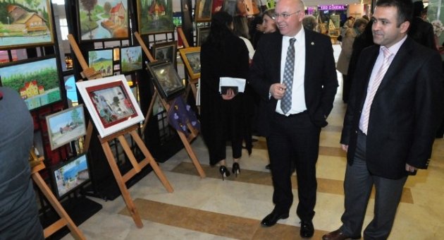 Süleymanpaşa Belediye Başkanı Eşknat, Zübeyde Hanım Huzurevi’nin El Sanatları Sergisini Gezdi