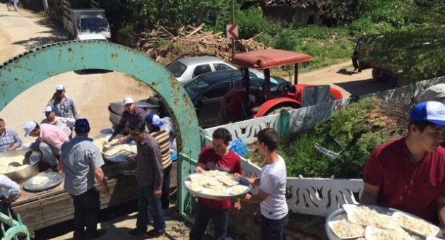Sungurpaşayı 3 Bin Kişi Yad Etti