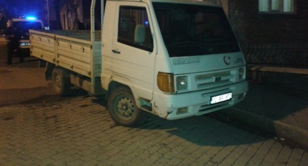 Şüpheli Araç Polisi Harekete Geçirdi