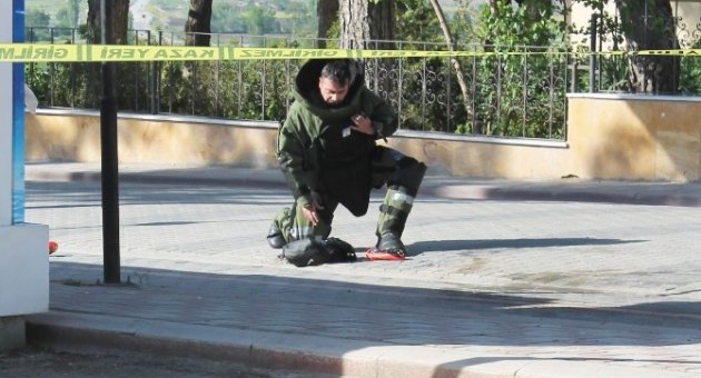 Şüpheli Çantadan Spor Malzemeleri Çıktı