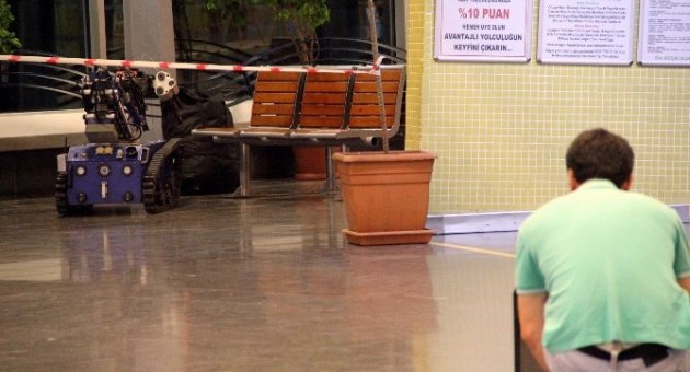 Şüpheli Paketle Özçekim Yaptılar