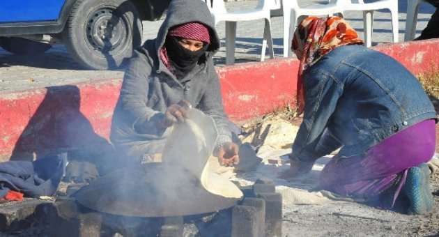Suriyeli Çocuklara Yılbaşı Sürprizi