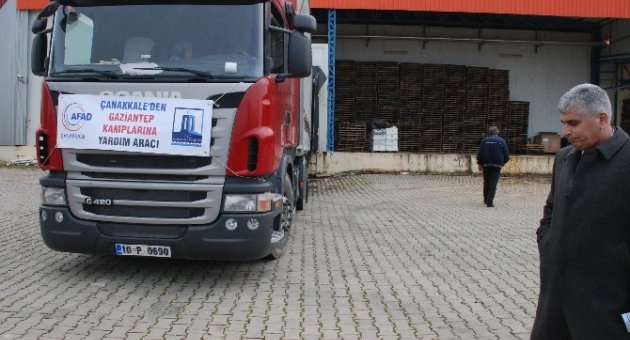 Suriyeli Sığınmacılara Bayramiç’ten 40 Ton Elma Yardımı