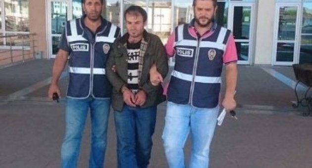 Suriyeli Sığınmacıların Arasına Karışarak Yurt Dışına Çıkmak İsteyen Şahıs Yakalandı