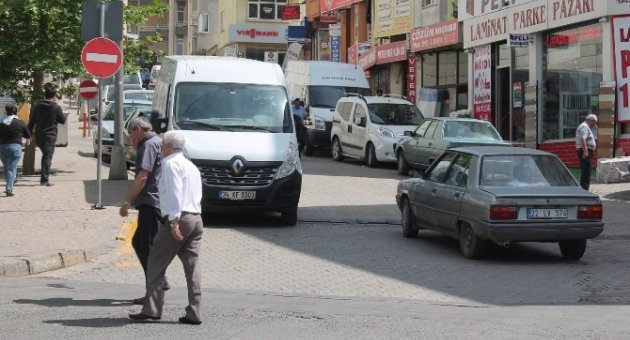 Tabela Var, Uyan Yok
