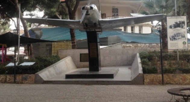 Tarihi Tayyare Binası Yeni Kiracısını Arıyor