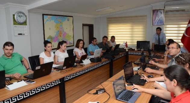 Tarım Personeline Netcad Ve Cbs Eğitimi