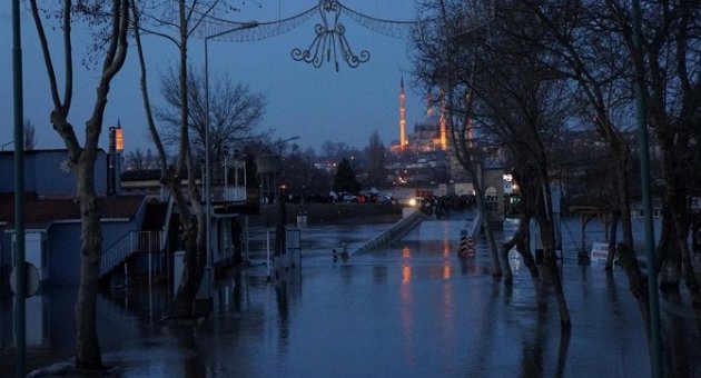 Taşkın Sahasında Bulunan Tesislere Yıkım Kararı