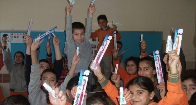 Tegv Tarafından Çocuklara Ağız Ve Diş Sağlığı Etkinliği Düzenlendi