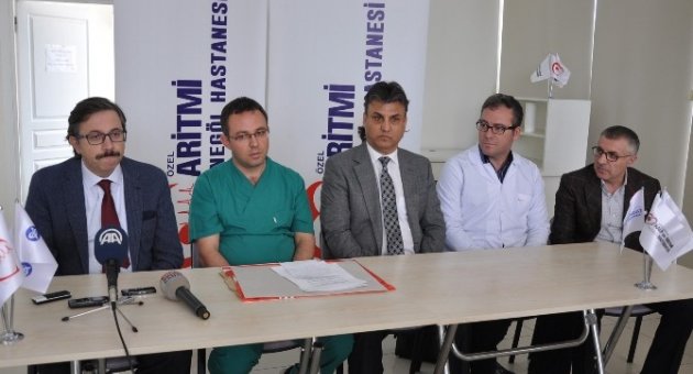 Tekerlekli Sandalyeye Mahkum Kadın Bebek Sahibi Oldu