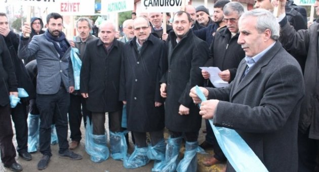 Tekirdağ’da Ak Partililerden “çamurlu Yol” Eylemi