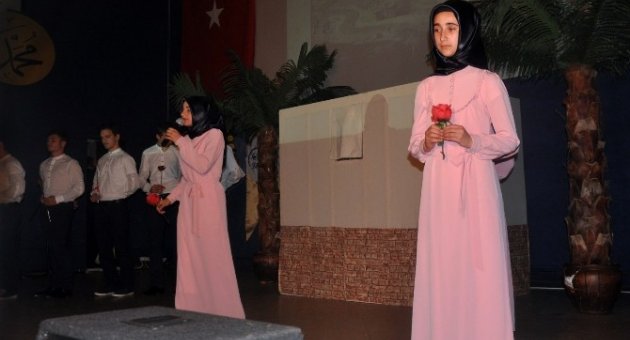 Tekirdağ’da Peygamber Efendimiz Kutlu Doğum Programında Dualarla Anıldı