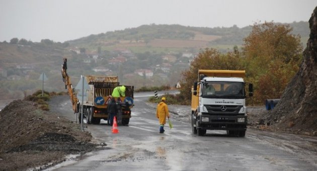 Tekirdağ’da Yağmur Nedeniyle Yaşanan Toprak Kaymalarına Karşı Önlem Alınıyor