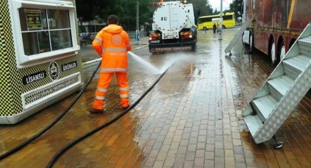 Tekirdağ’da Yağmur Sonrası Çevre Temizliği