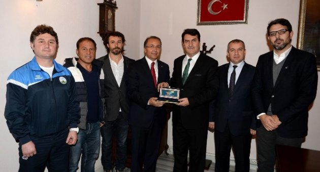 Tenis Federasyonu’ndan Dündar’a Teşekkür