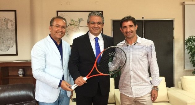 Teniste Marka Kent İzmir